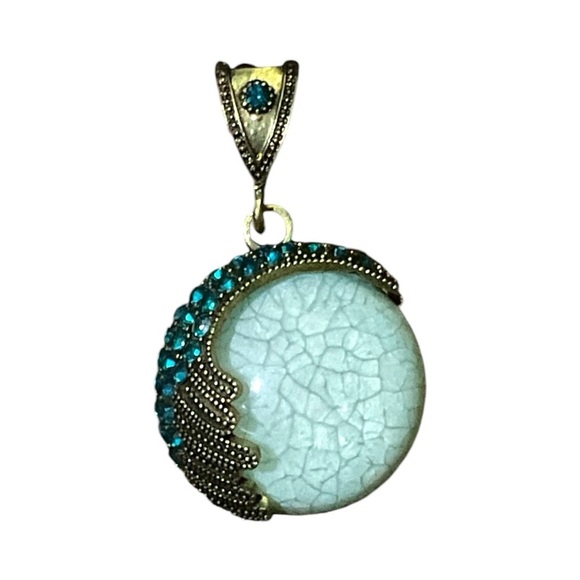 Blue Rhinestone Cabochon Gold Tone Pendant - Picture 1 of 3